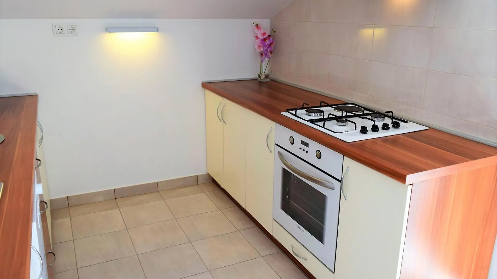 Apartments Kampor كرواتيا